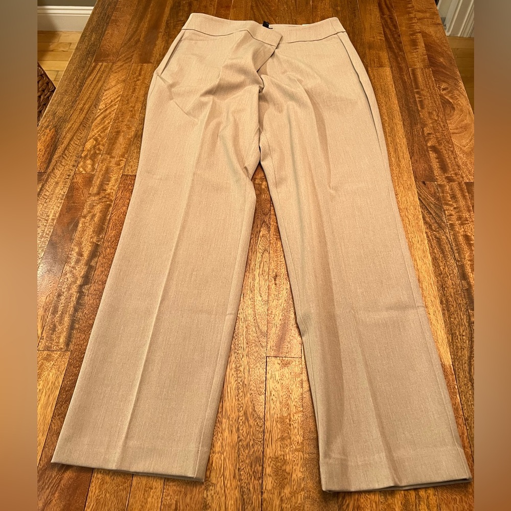 Ann Taylor Factory “The Straight” Curvy Fit pant Size 12
